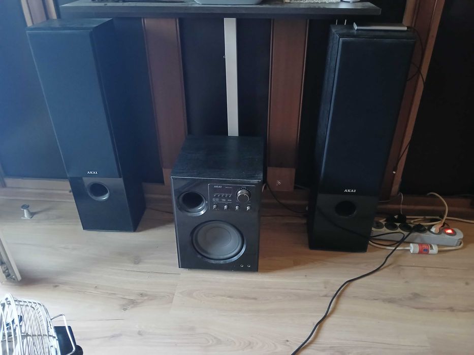 Аудио система Akai