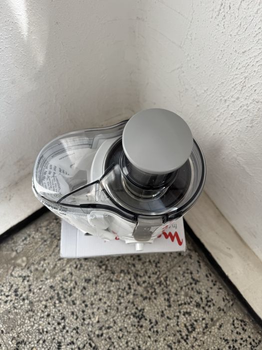 Сокоизтисквачка Moulinex JU3701 Frutelia+ 350W, 2 Скорости, 950 ml Контейнер за Пулпа, Цитрус Преса!