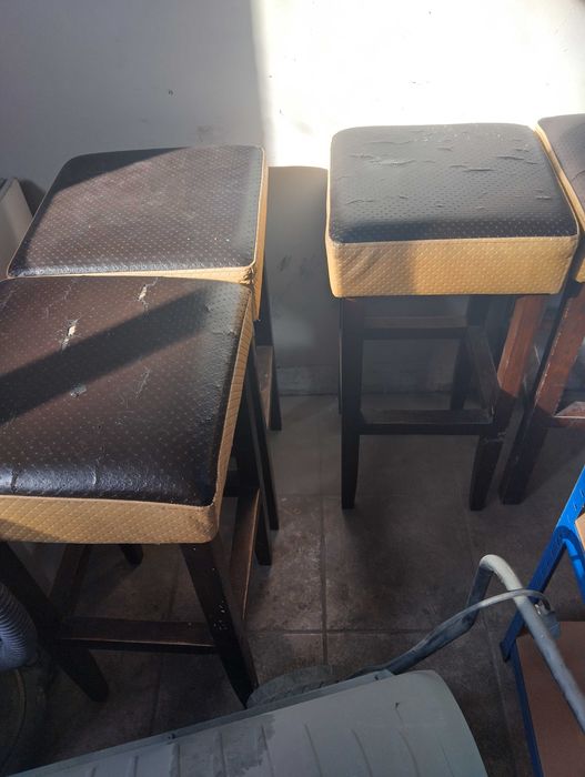 Маси ниски и столове