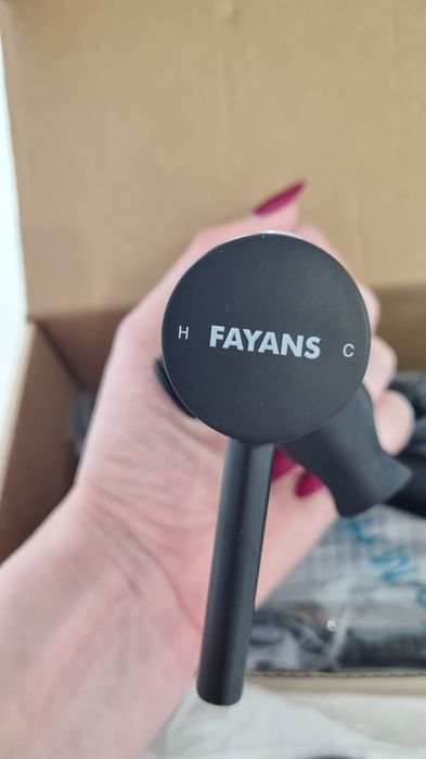 Интимен хигиенен душ Fayans черен нов