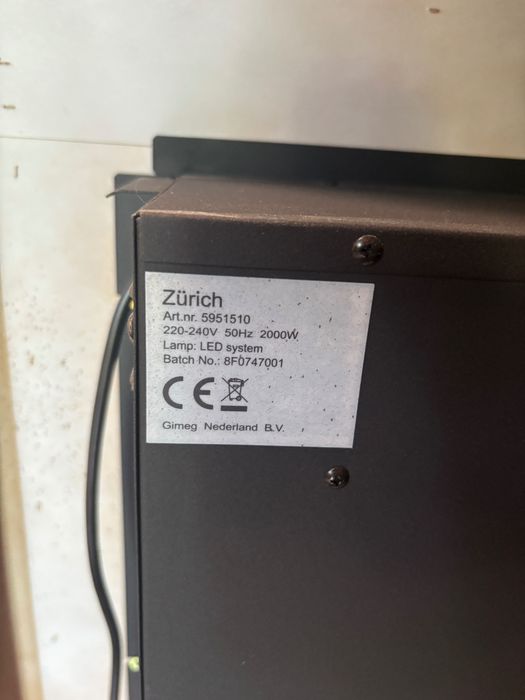 Semineu electric de colț, 2 kw, impecabil.