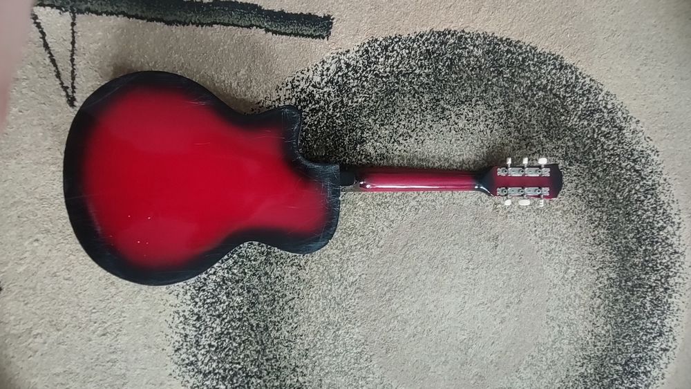 Гитара 10.000тг акустическая