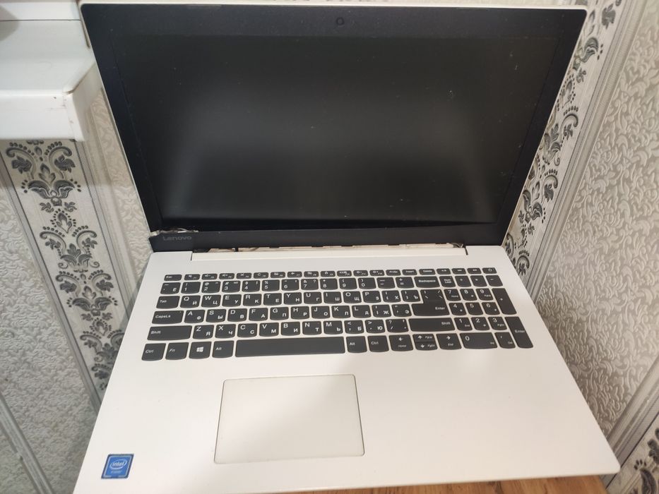 Lenovo ноутбук белый!