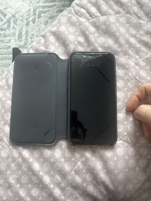 Iphone 11 pro 256 гб 70%