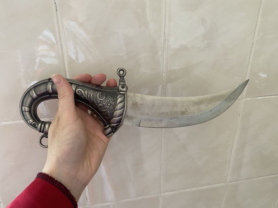 Продаются сувенирные подарочные ножи