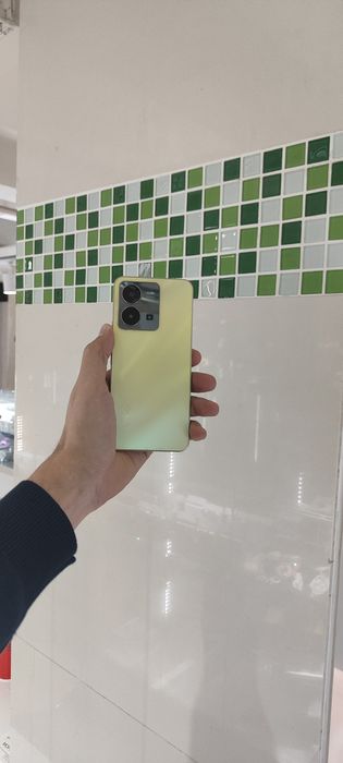 Vivo Y35 128gb..
