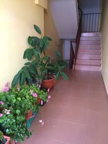 Дава се под наем Едностаен апартамент в Бургас, Сарафово - 30 кв.м за 114.75 € - Снимка #2