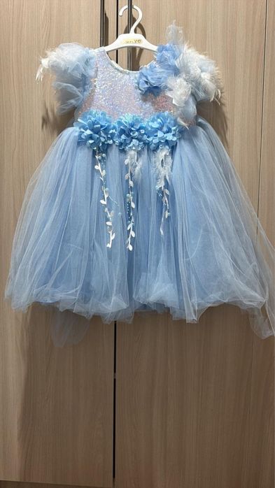 Платье 8-9 лет и 2-3 года