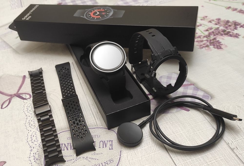 Смарт часовник Samsung Galaxy watch 5Pro