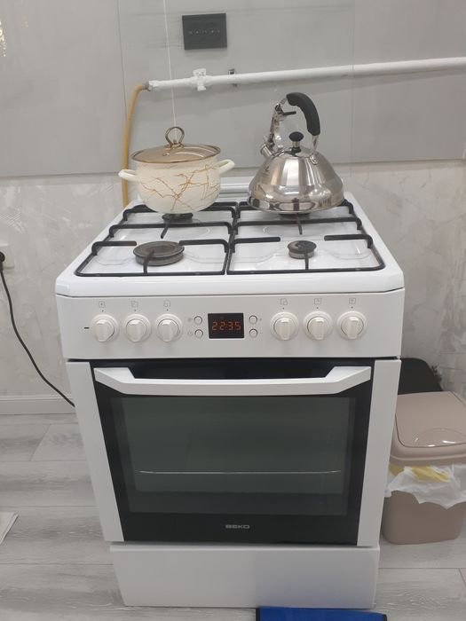 Газывый  плита с печью
