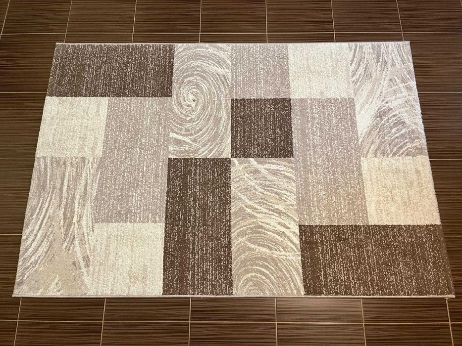 Curatare canapele, tapiterii auto, covoare, scaune