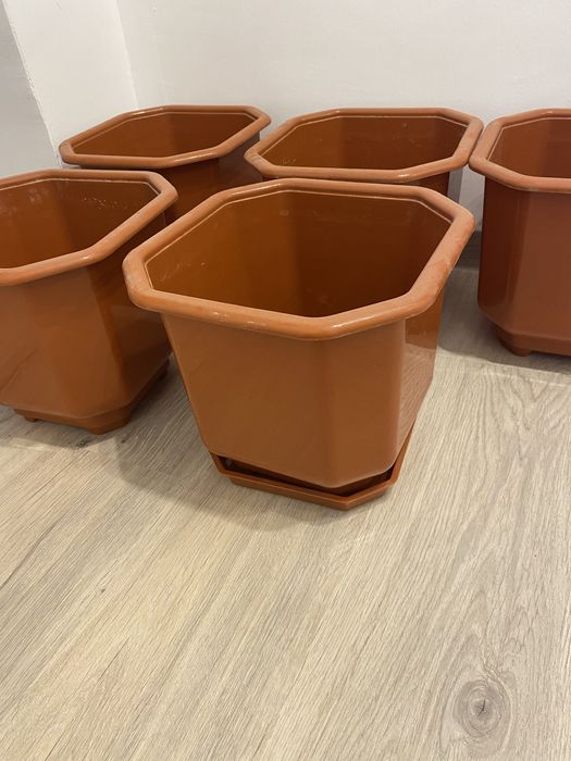 Саксии пласмасови 5 броя