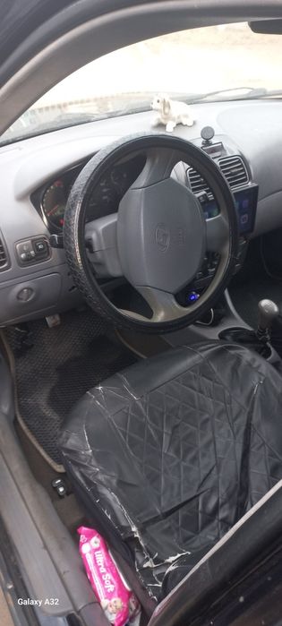 Машина Hyundai accent