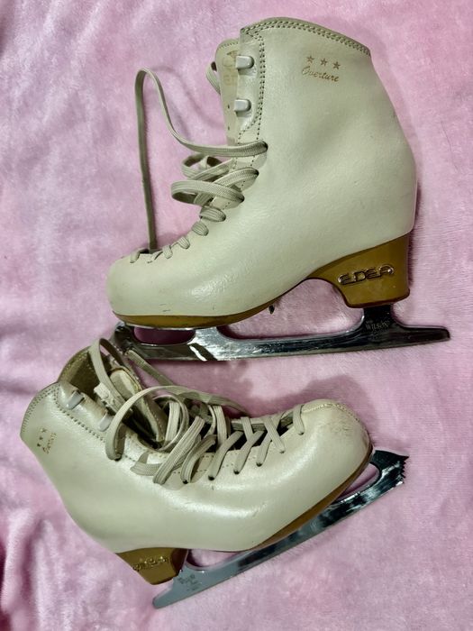 Коньки для фигурного катания