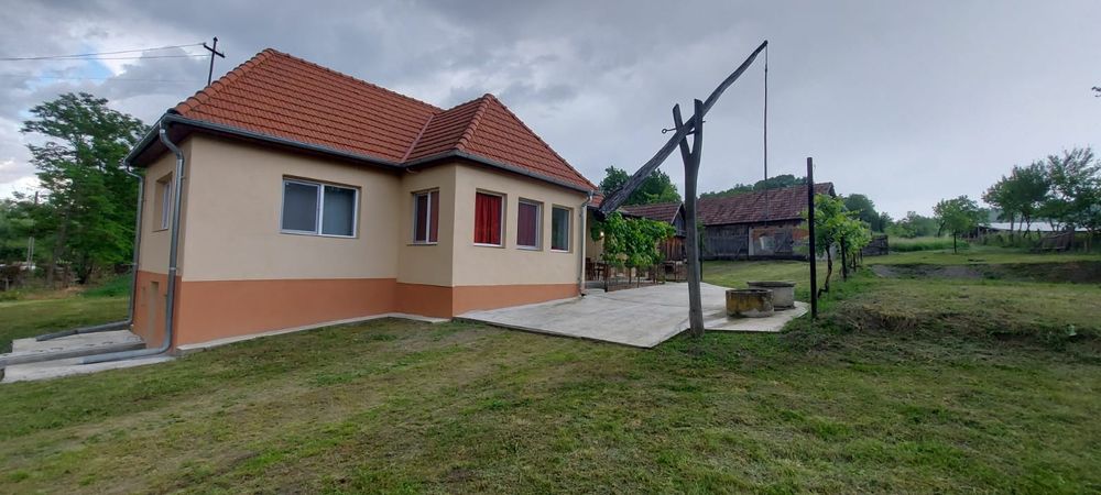 Inchiriez CASA in apropiere de Tg Mures