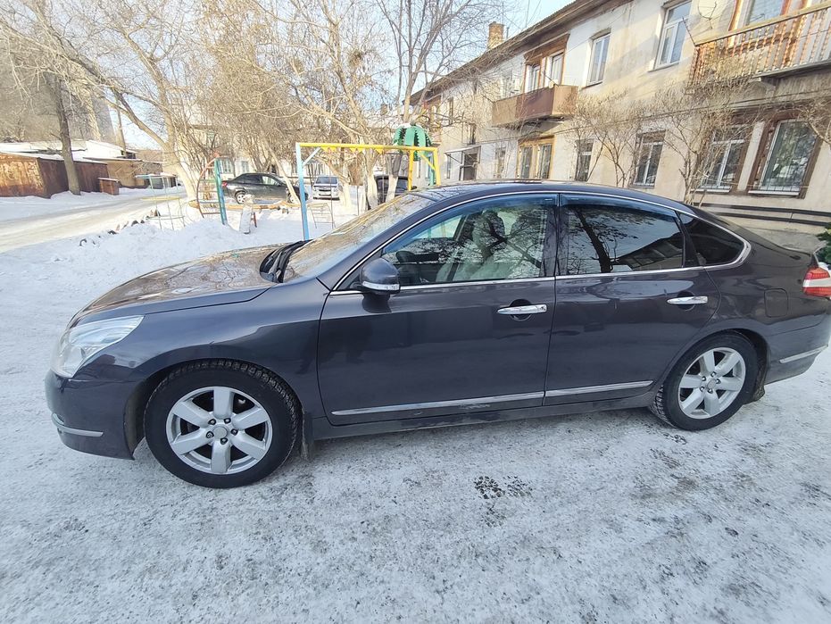 Продам срочна машину