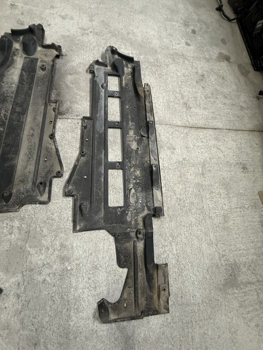 Scut lateral audi a6 c6 4f