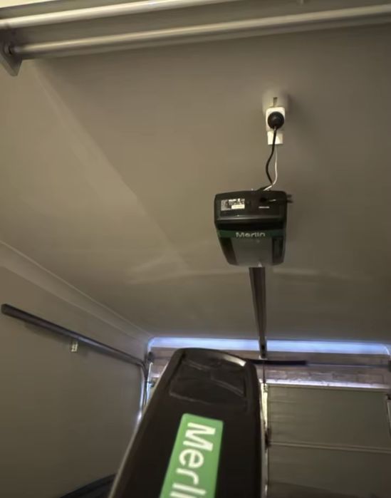 Дистанционно Merlin+ 2.0 E960M