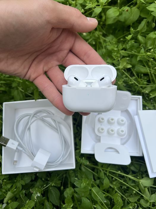 Airpods pro 2  Original naushnik sotiladi srochna