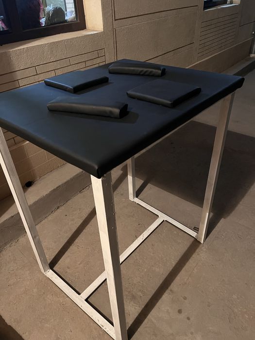 Стол для армреслинга. В харошем састайании