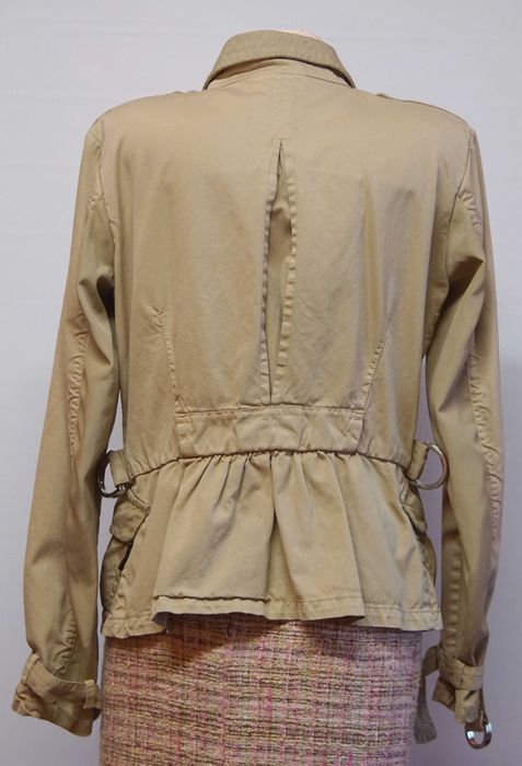 Geaca MONCLER bej bumbac marimea 3