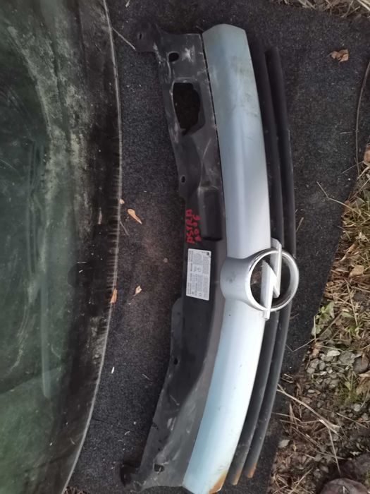 Предна Централна маска Емблема решетка  Опел Астра/Opel Astra H 2006 г