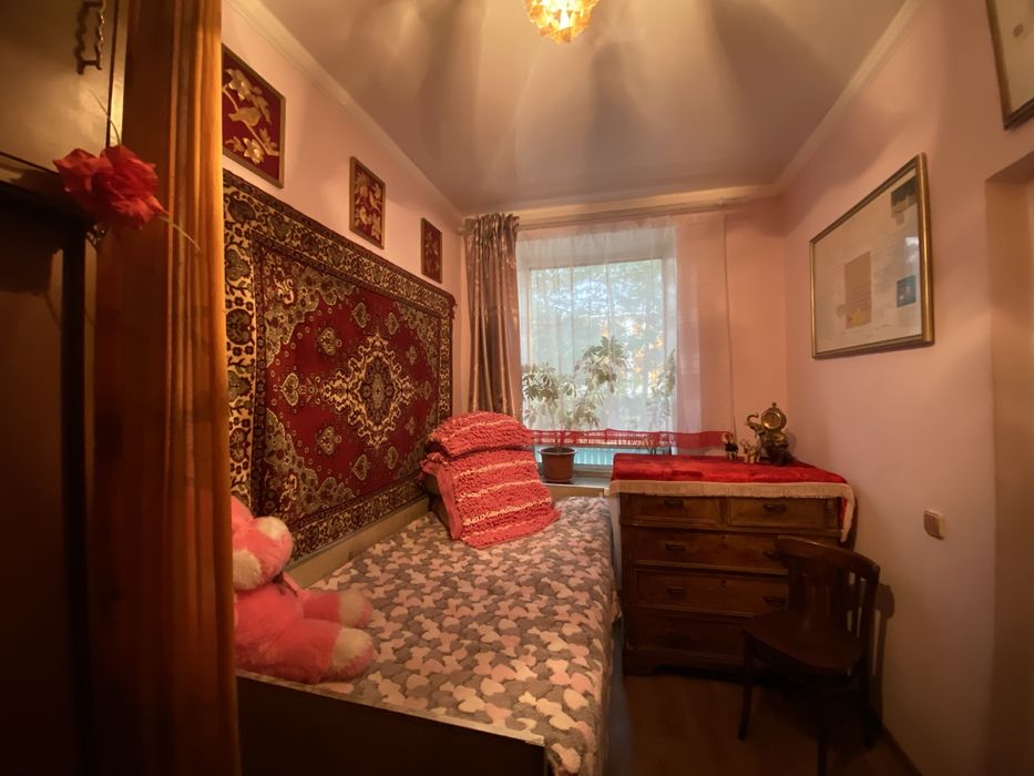 Продам 4-х комнатную квартиру