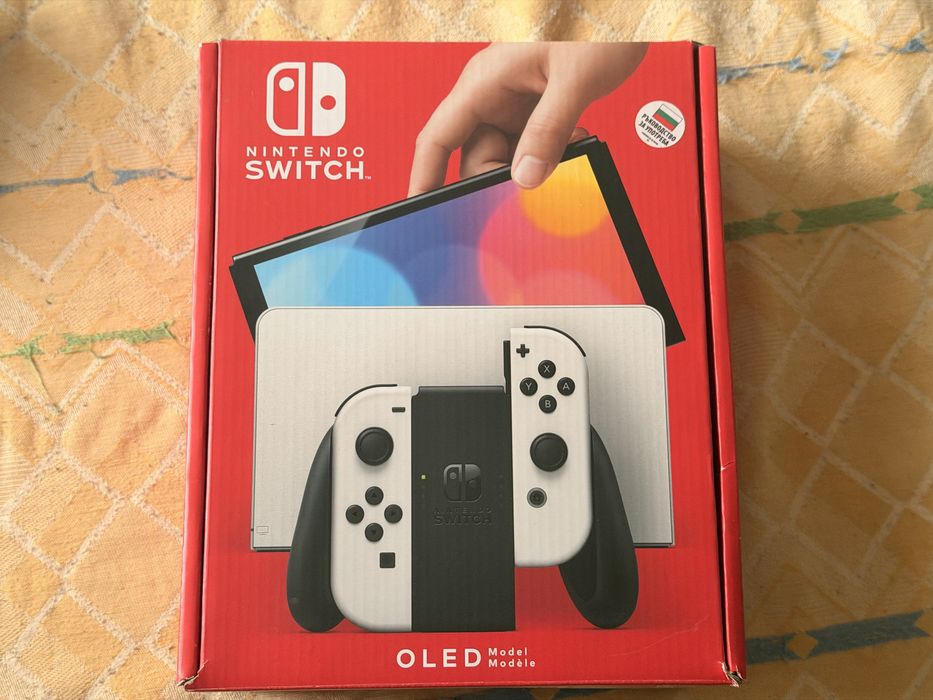 Nintendo switch с 3 игри и 2 волана