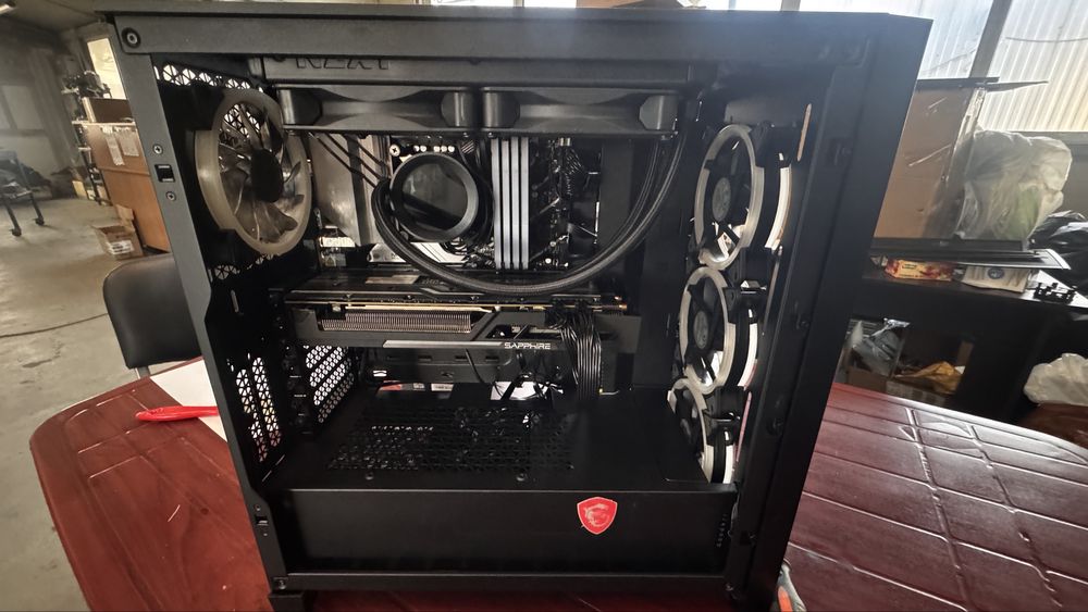 Vand  super PC Gaming - schimb cu KORG PA 1000