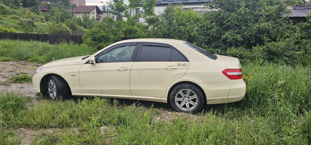 Dezmembrez / Dezmembrari Mercedes E-class W212