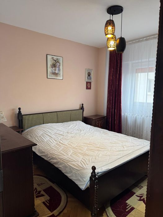 Se închiriază,ap 2 camere comandat!