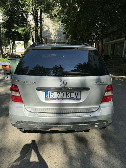 ML 320 an 2008 km 220000