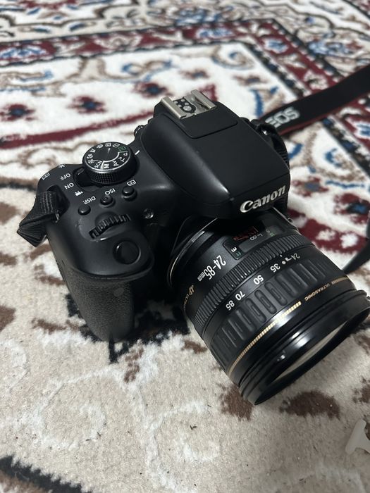 Продам Canon 750D