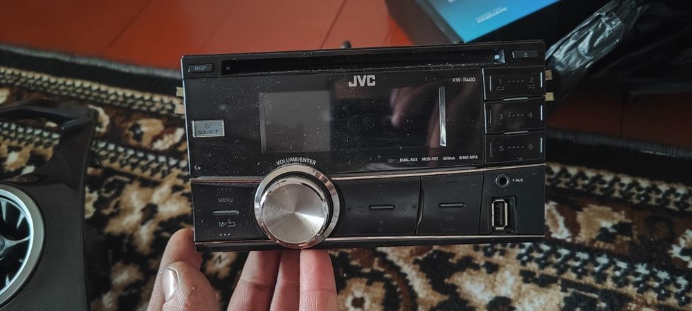 Магнитола JVC оригинал с рамкой дефлекторы
