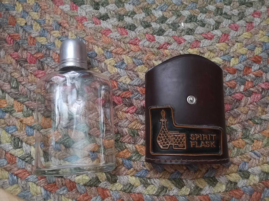 sticla de buzunar alcool, cu toc