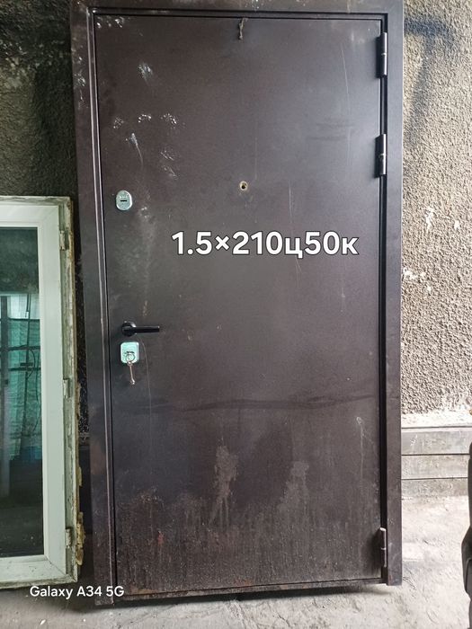 продам входную дверь