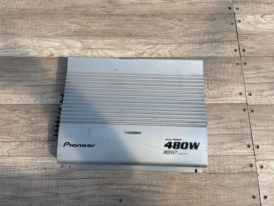 Pioneer усилитель олдскул, мощный 2х 200w , 4 x 75w номинально
