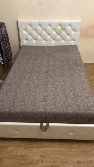 Кровать 140×200 б/у