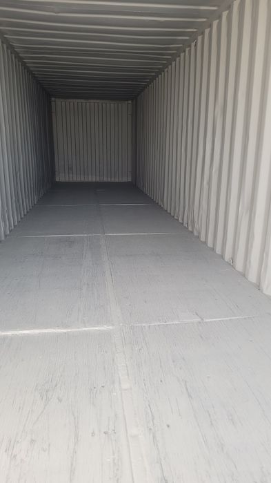 container metalic maritim depozitare santier containere maritime