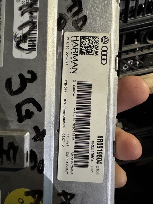 Display harman / becker 8t0919604 8r0919604 4f0919604 audi a4 b8 b8.5