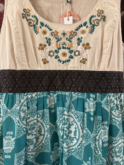 Рокля размер “С”, нова