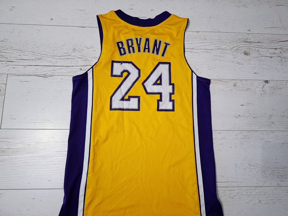 Los Angeles Lakers K.Bryant-Ориг.Детски потник