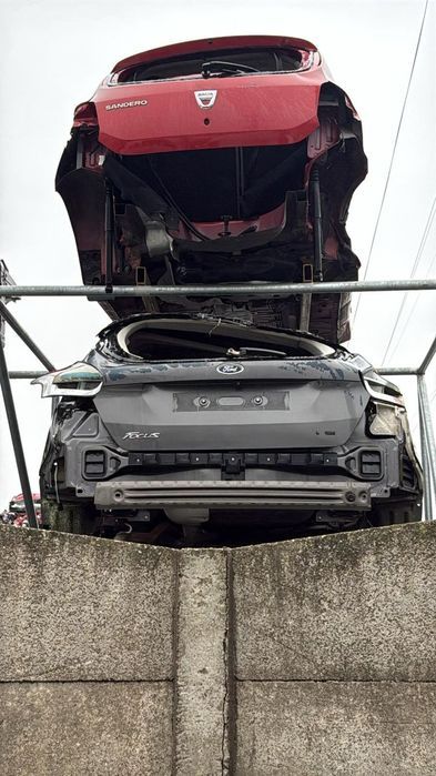 armatura bara spate ford focus 3 (cb8) [fabr 2011-2015] ka9558/40/803/02