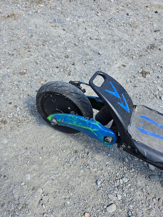 Trotineta electriec speedxman cyberbot