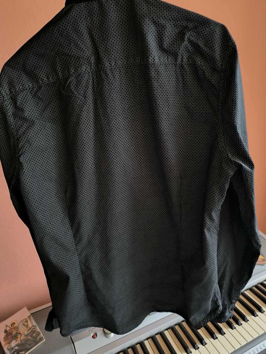 Маркова риза, уникална