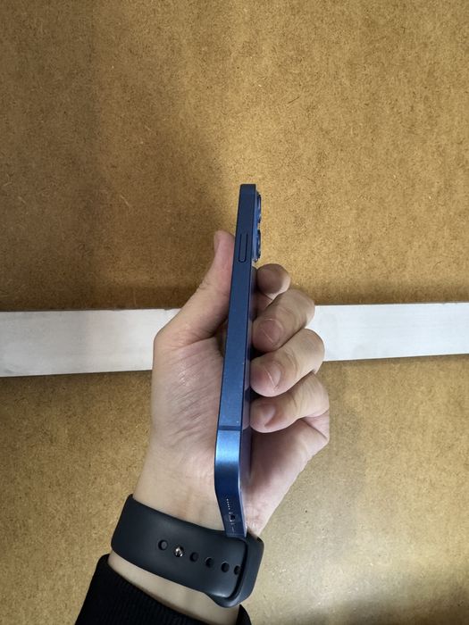 Продам iphone 13 128гб 81% акб