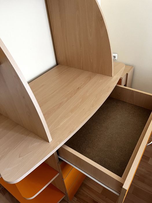 Шкаф, секция с чекмеджета и странични рафтове. Ново. Не е използвано