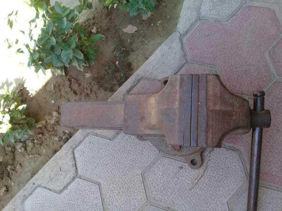 Тиски тисы советские