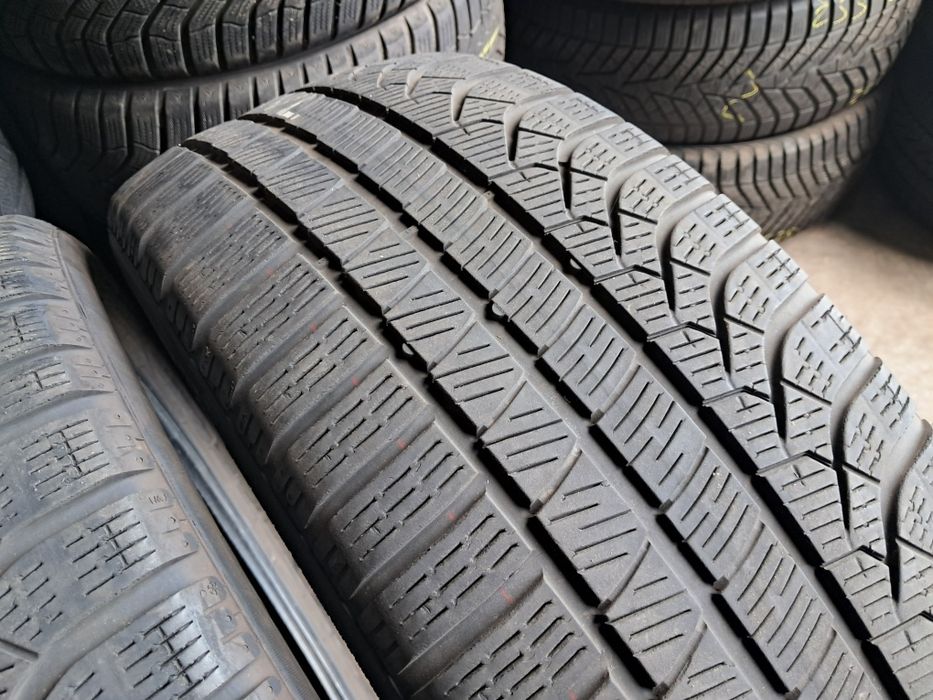 Anvelope second hand iarna 255 45 R22 Pirelli 2024 BMW Elect