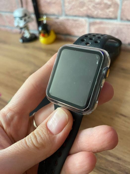 Продам Apple Watch 3 nike